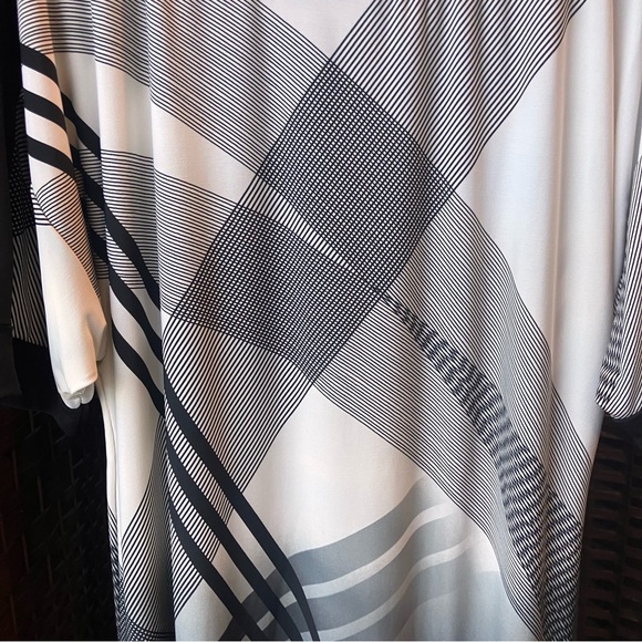 Easywear Chico’s Stacey Black White Geometric Tunic Dress Top Sz 2 Large - Picture 4 of 11